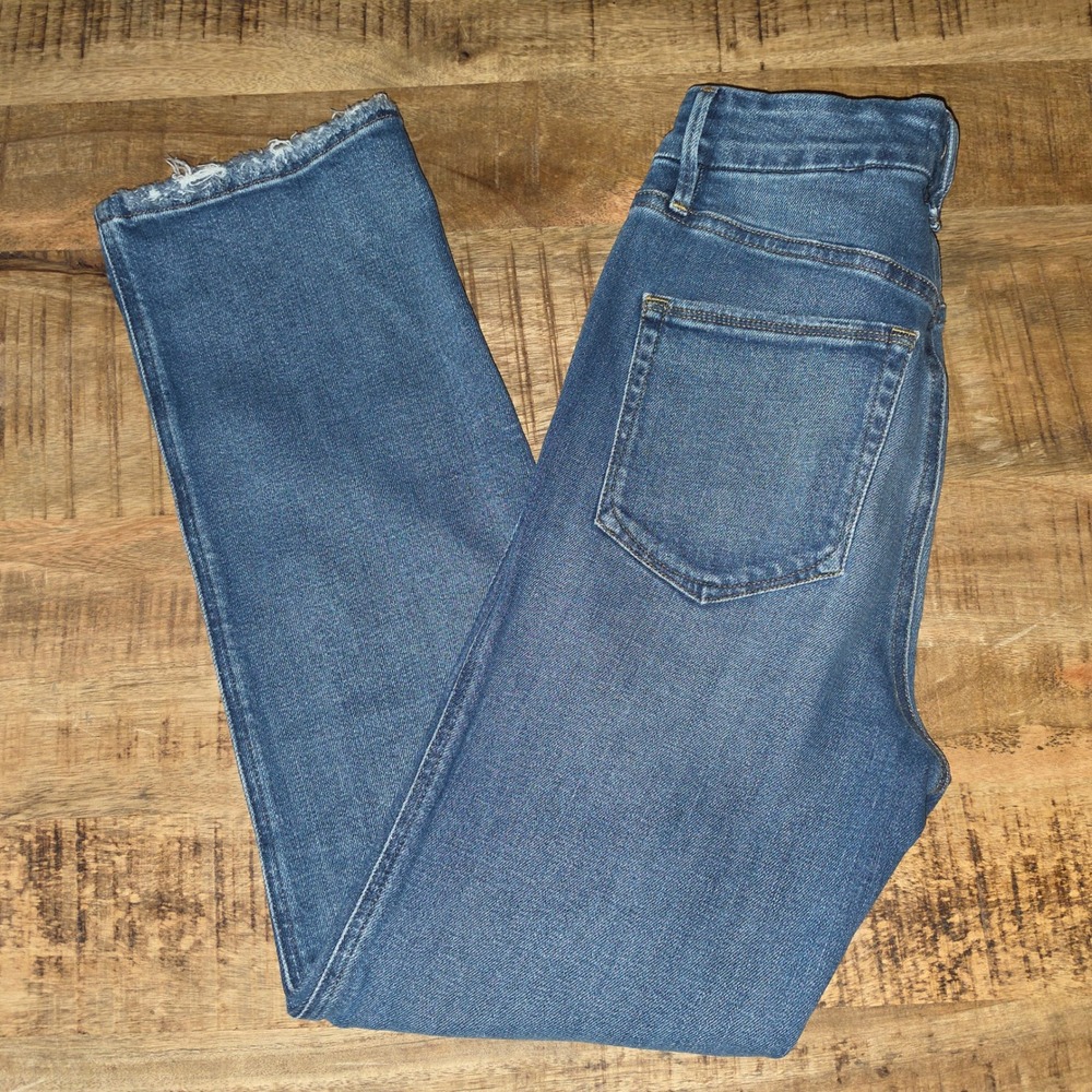 Good American Straight High Rise Raw Hem Jeans Blue Size 6/28